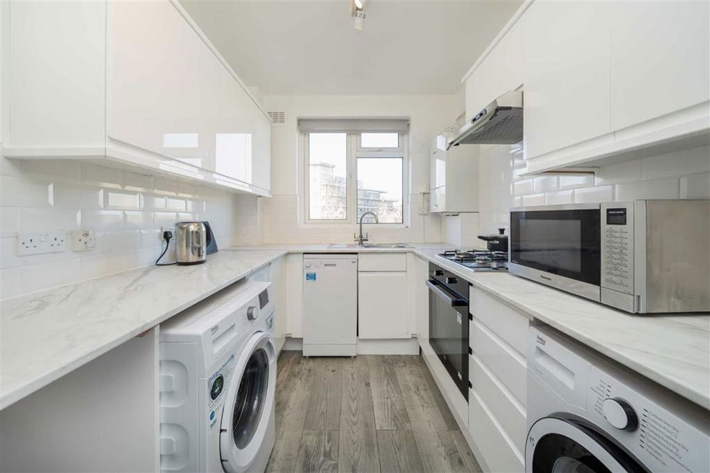 Property photo 3 of 5