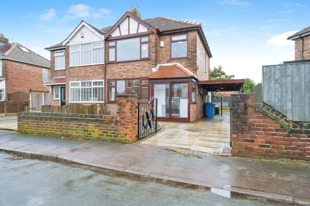 Property photo 1 of 18 Photography