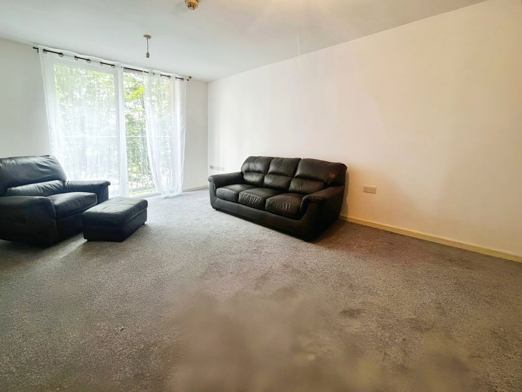Property photo 3 of 10 Picture No. 06