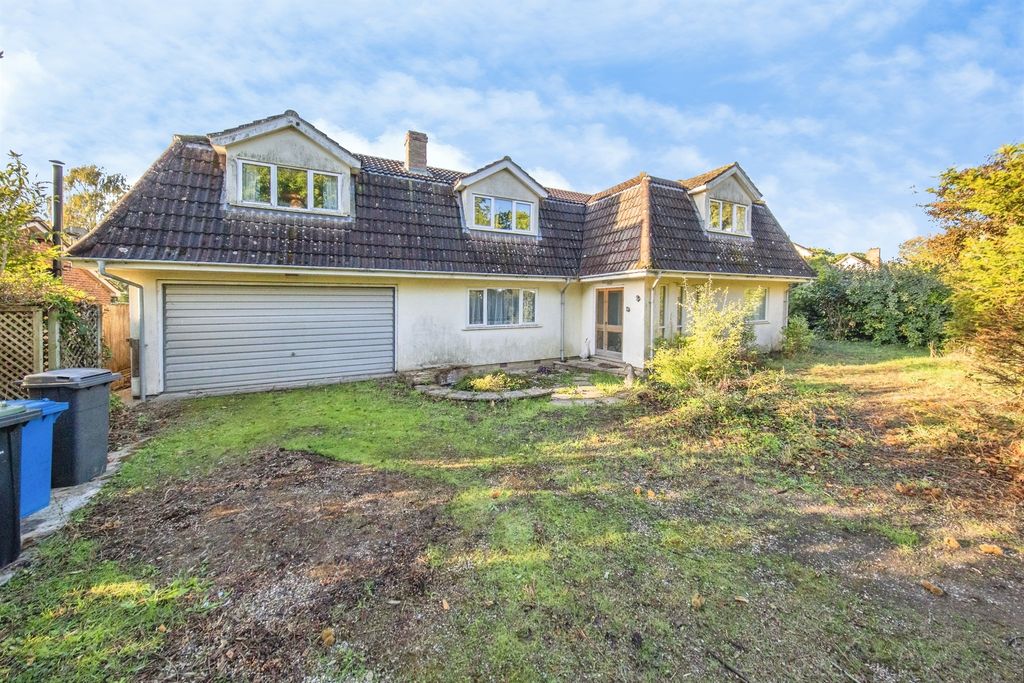 Property photo 1 of 26