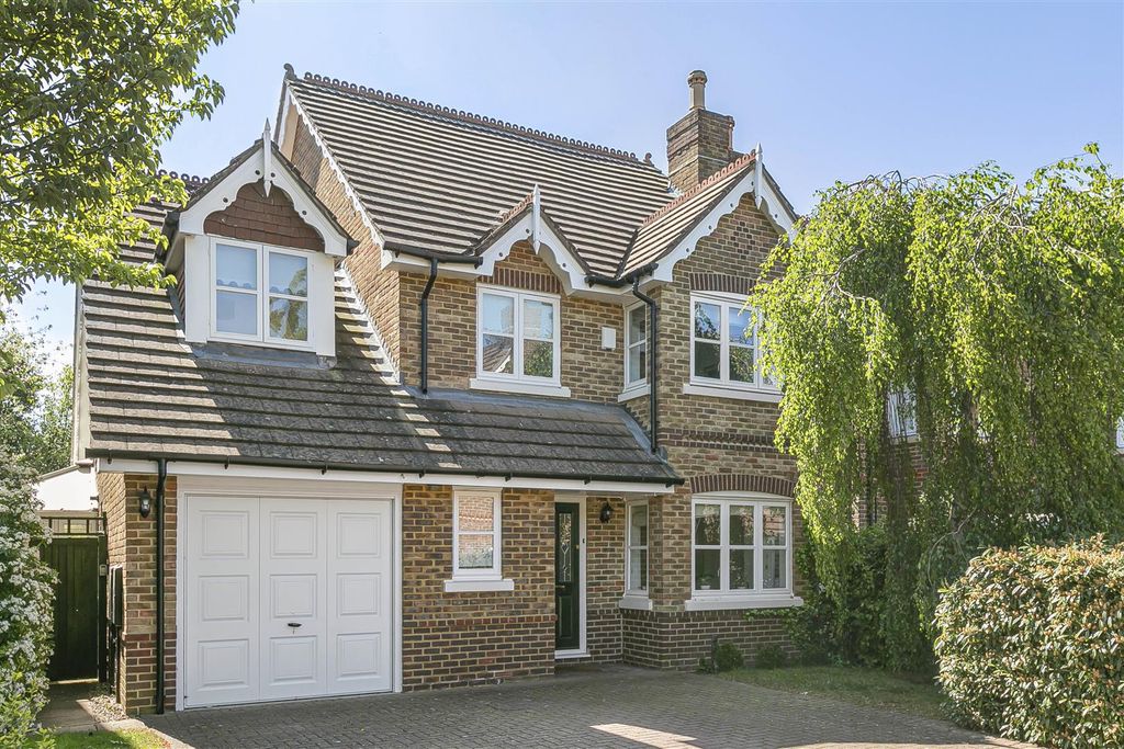 Property photo 1 of 22