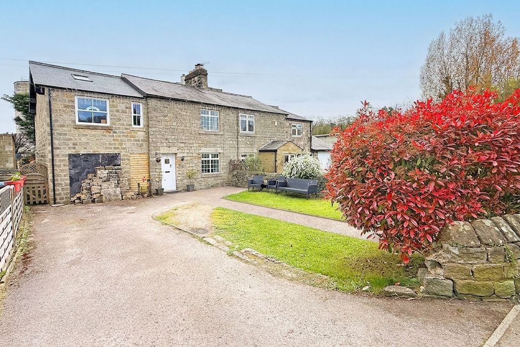 Property photo 1 of 27
