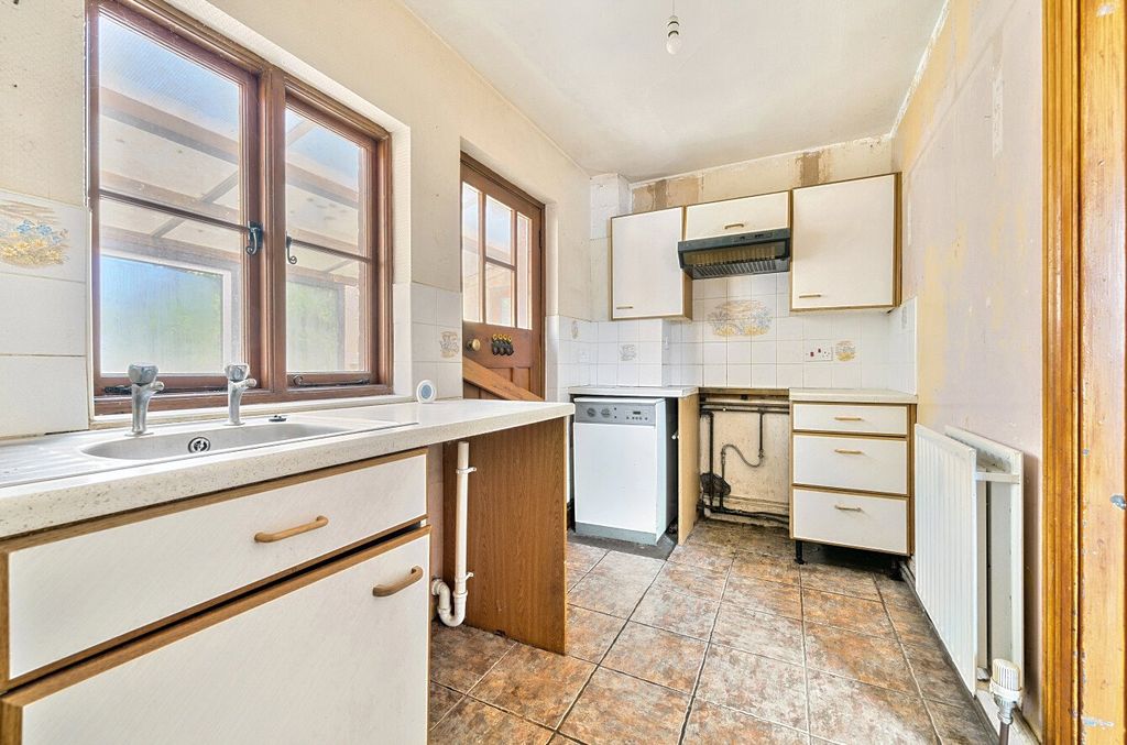 Property photo 2 of 18 Picture No. 08