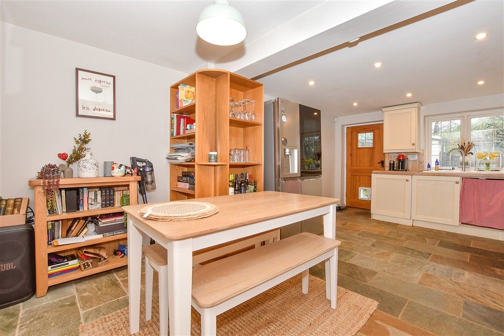 Property photo 3 of 10 Kitchen/Diner