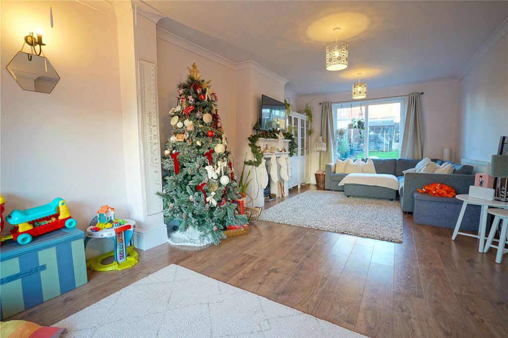 Property photo 2 of 13 Picture No. 09