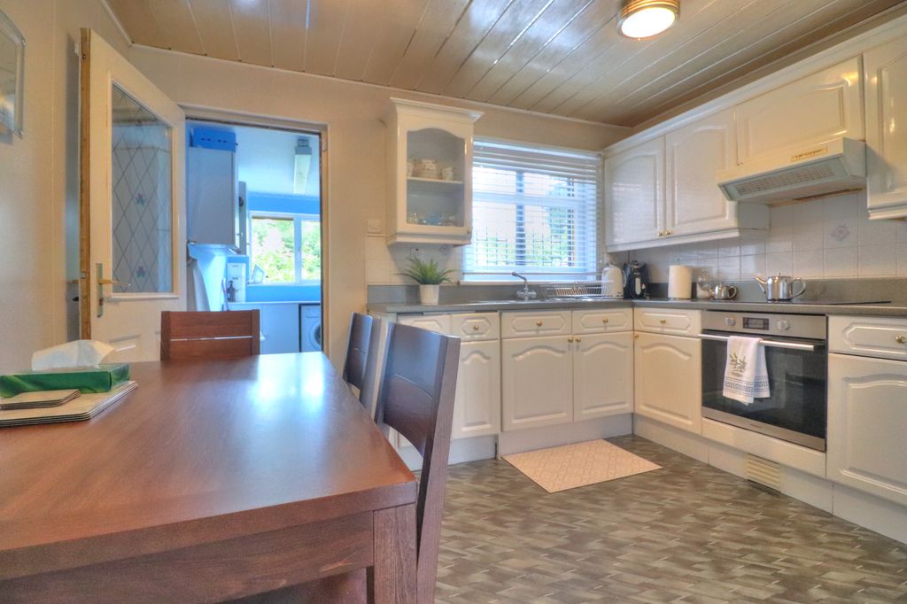 Property photo 3 of 18 Img_7630_1_2