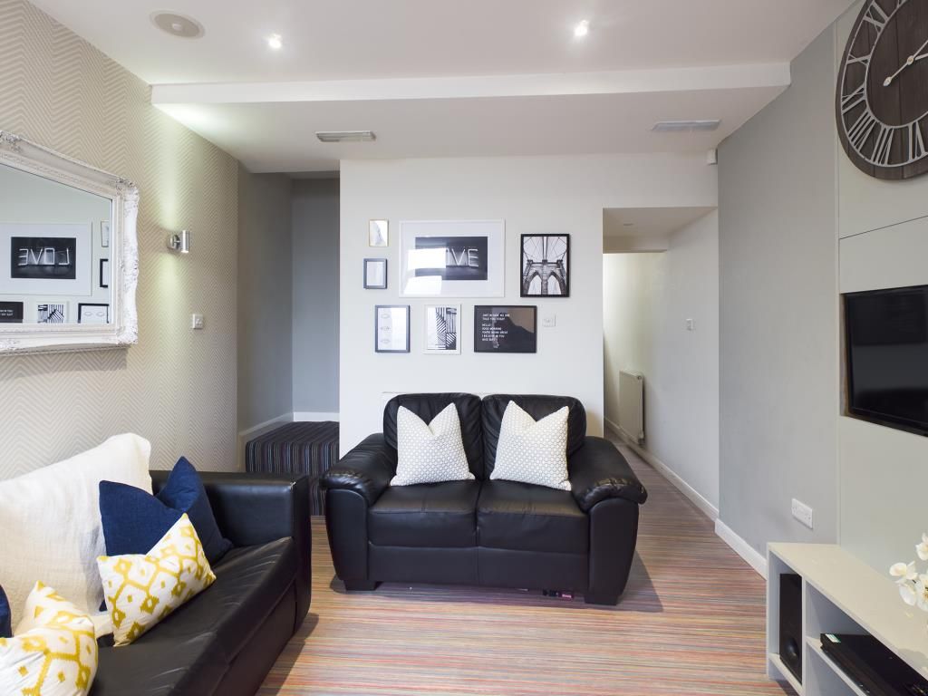 Property photo 1 of 5 Photo 0