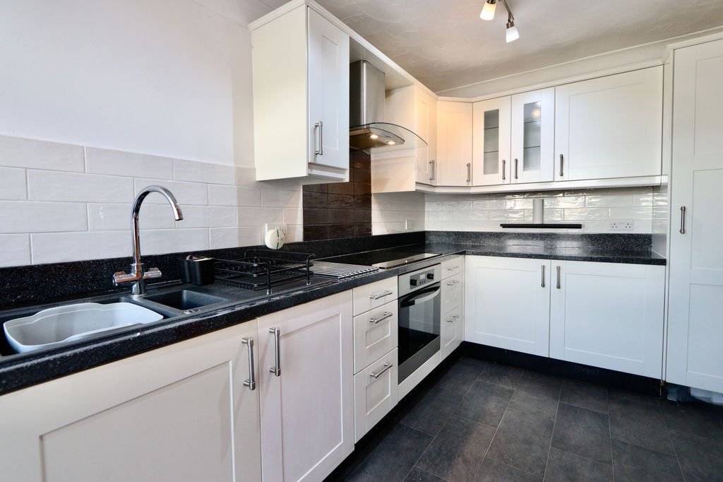 Additional image 15 of 4 bed semi-detached house for saleHighfield Crescent, Pontllanfraith NP12