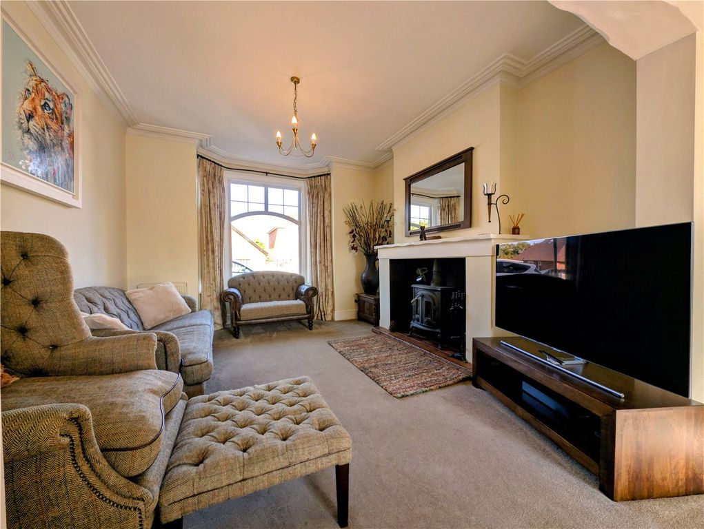 Property photo 3 of 33 Picture No. 36