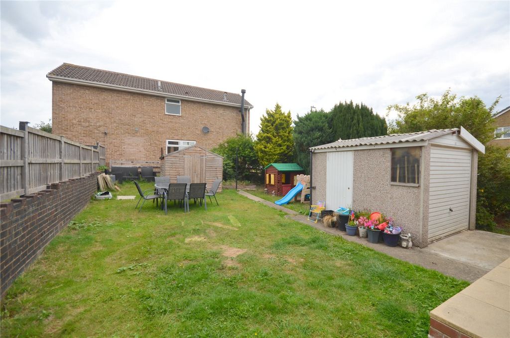 Property photo 3 of 21 Picture No. 01