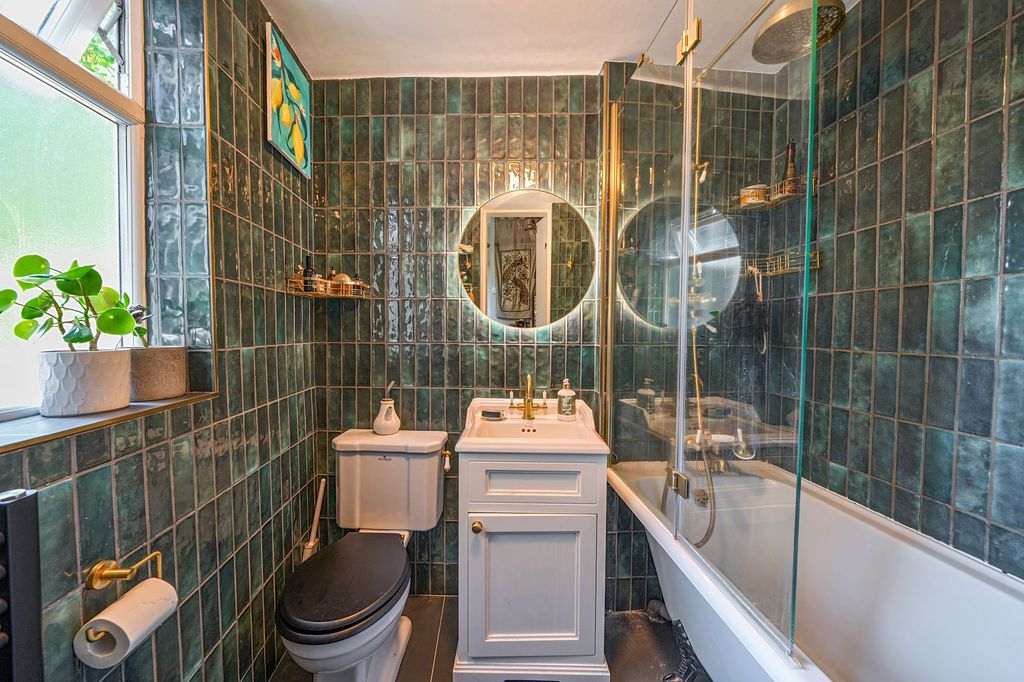 Property photo 3 of 10