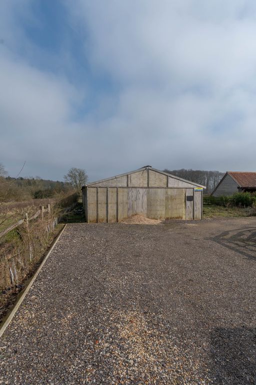 Property photo 2 of 7