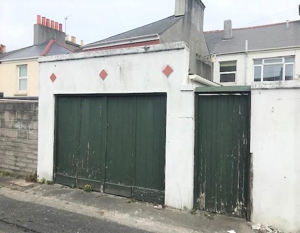 Property photo 2 of 12