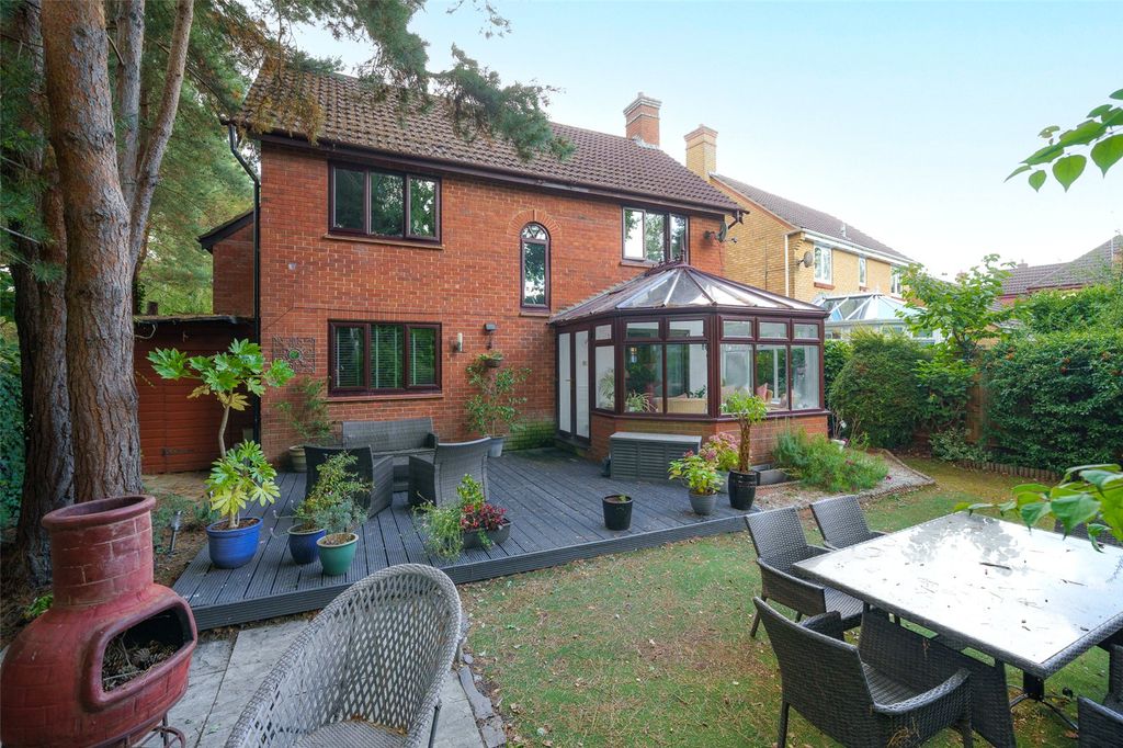 Property photo 2 of 20 Picture No. 05