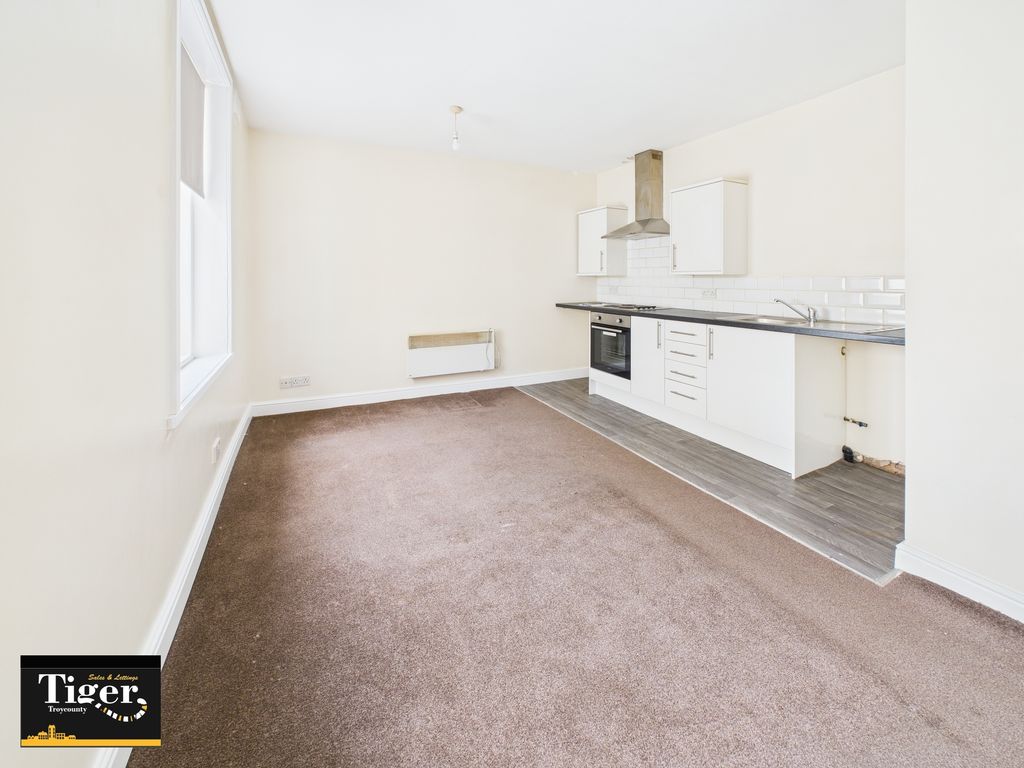 Property photo 3 of 4 Cam02176G0-Pr0548-Still002