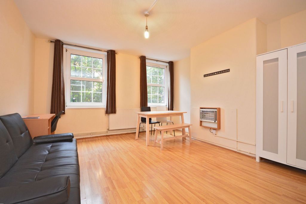 Property photo 2 of 8 32789947Y2894