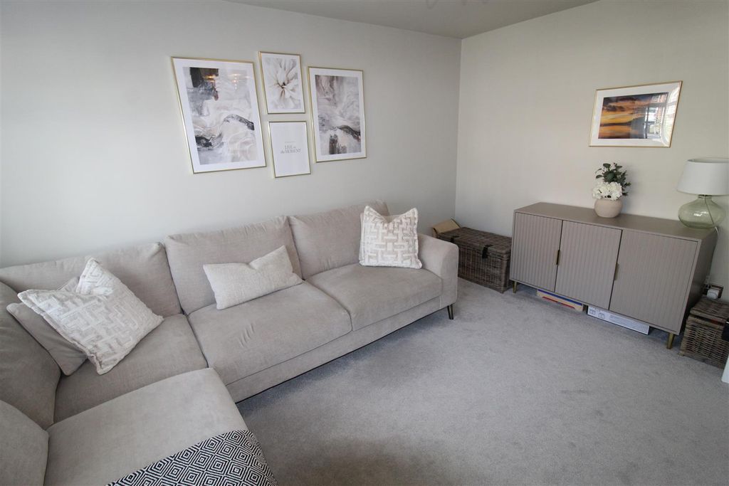 Property photo 3 of 17 Img_1261.Jpg