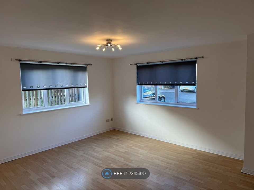 Property photo 1 of 4