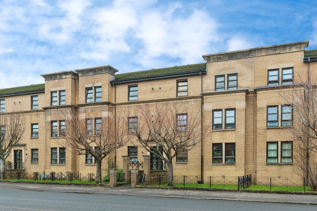 Property photo 1 of 15 Front