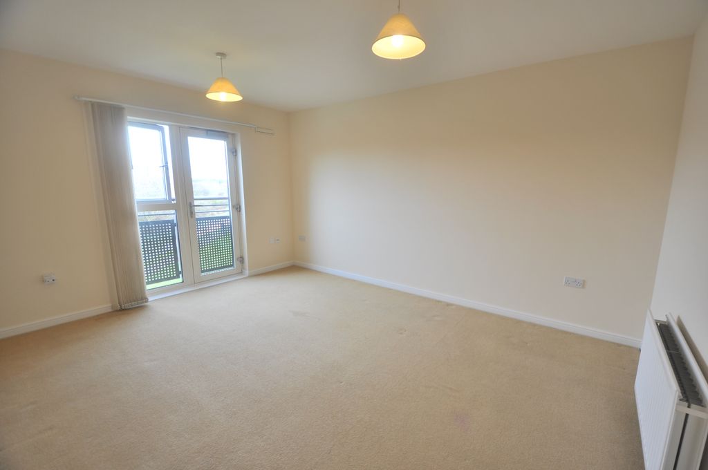 Property photo 2 of 7 Lounge/Diner