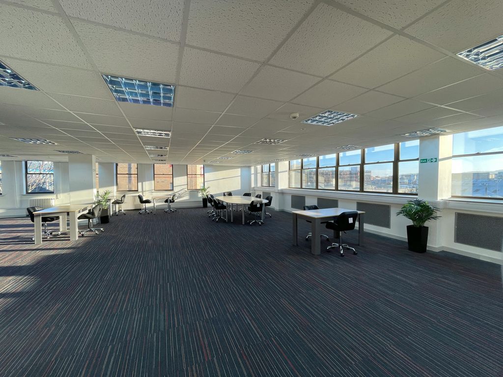 Property photo 2 of 10 Img_8704.Jpg