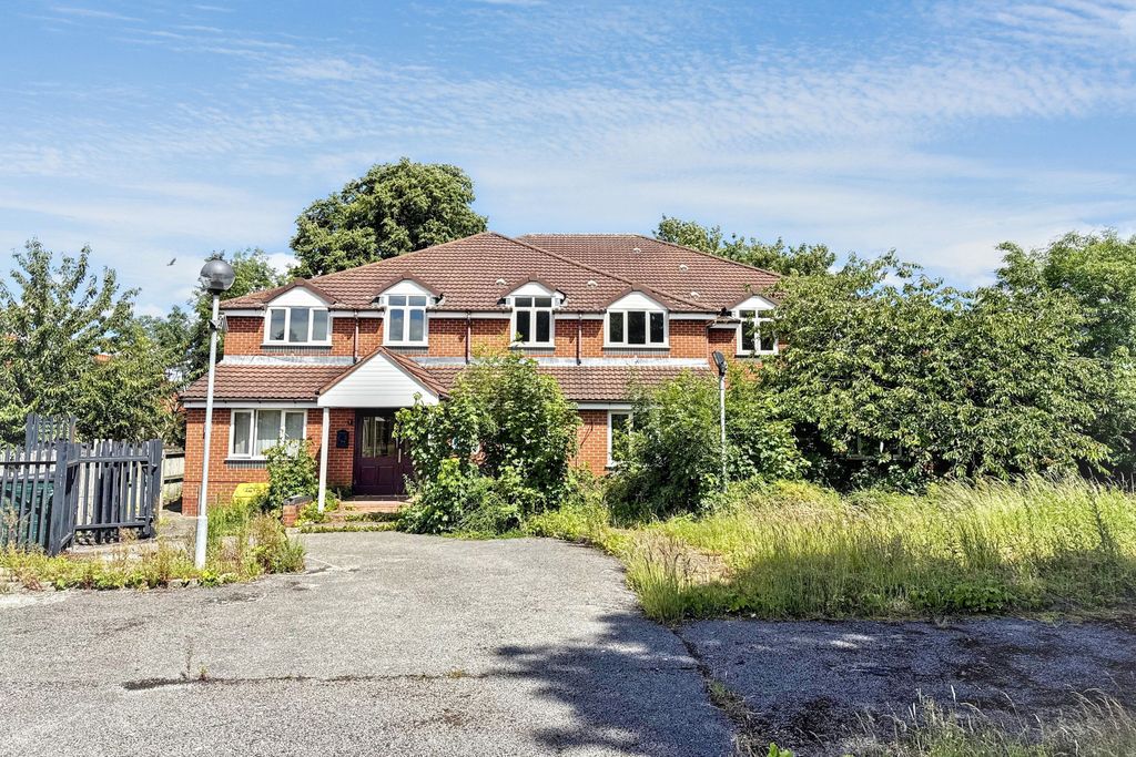 Property photo 3 of 61 1-10 Nissa Ashram, 66A Fernley Road, Birmingham, West Midlands, B11 3Np