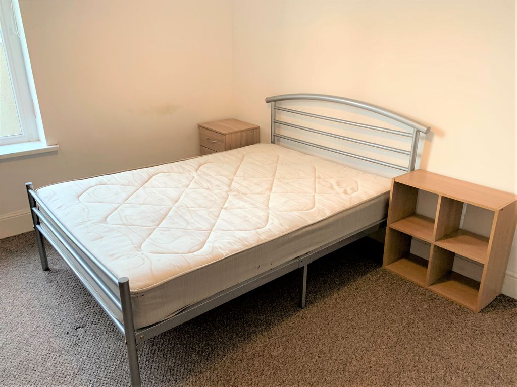 Property photo 1 of 3