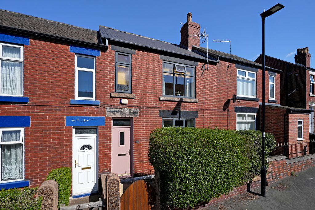 Property photo 2 of 28 Front External