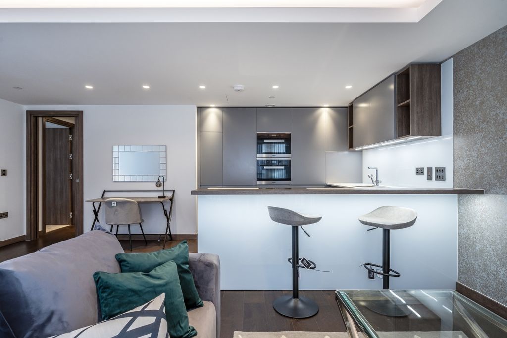 Property photo 2 of 20 1302-Dahlia-0006-2