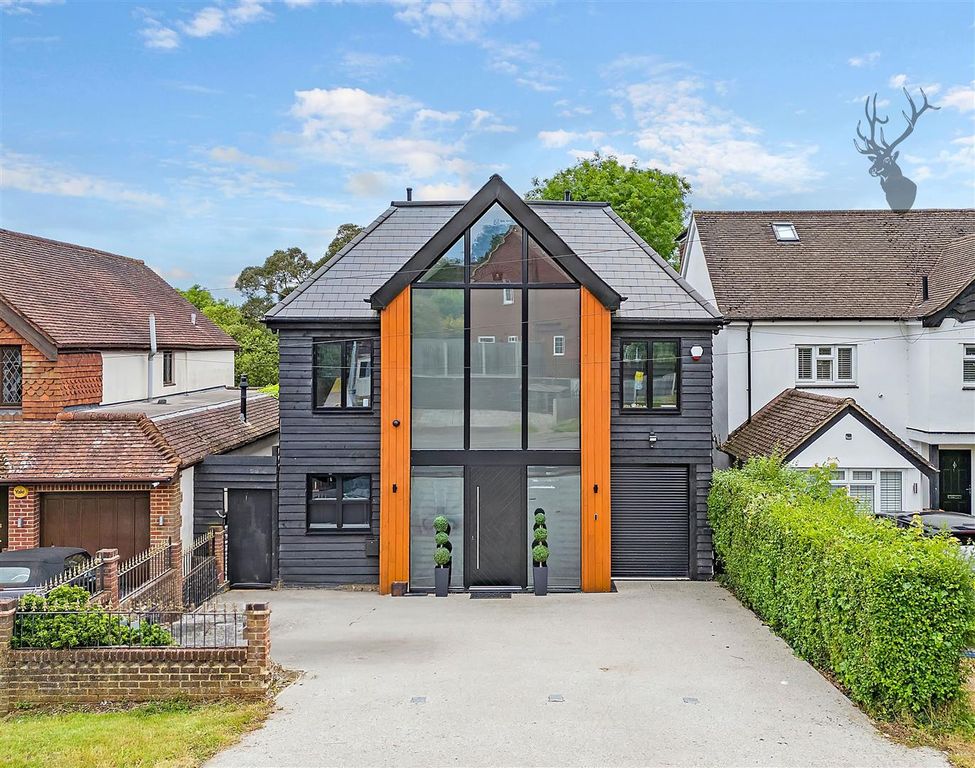 Property photo 1 of 21