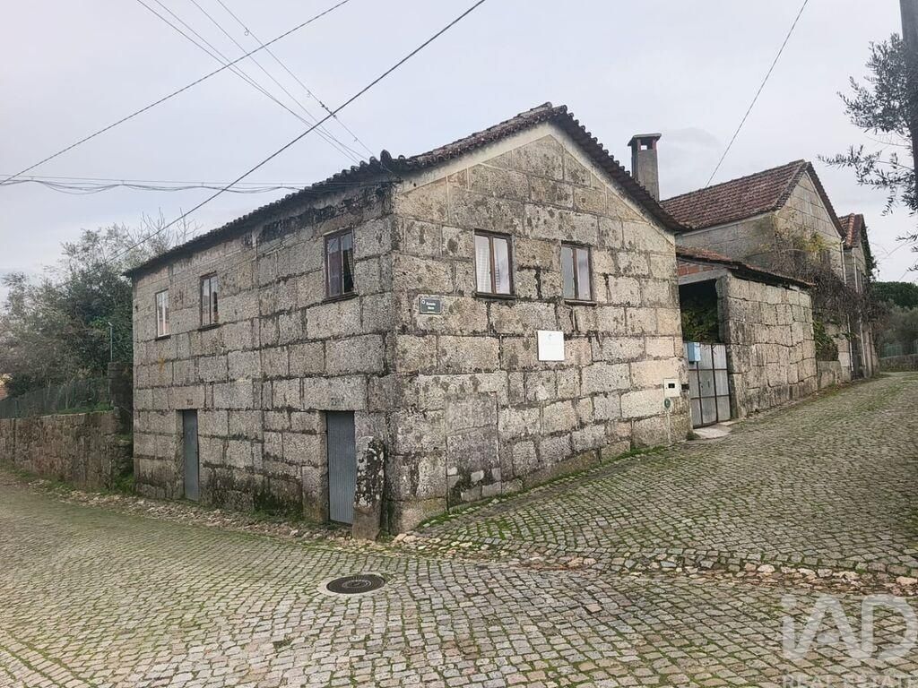 Property photo 1 of 28