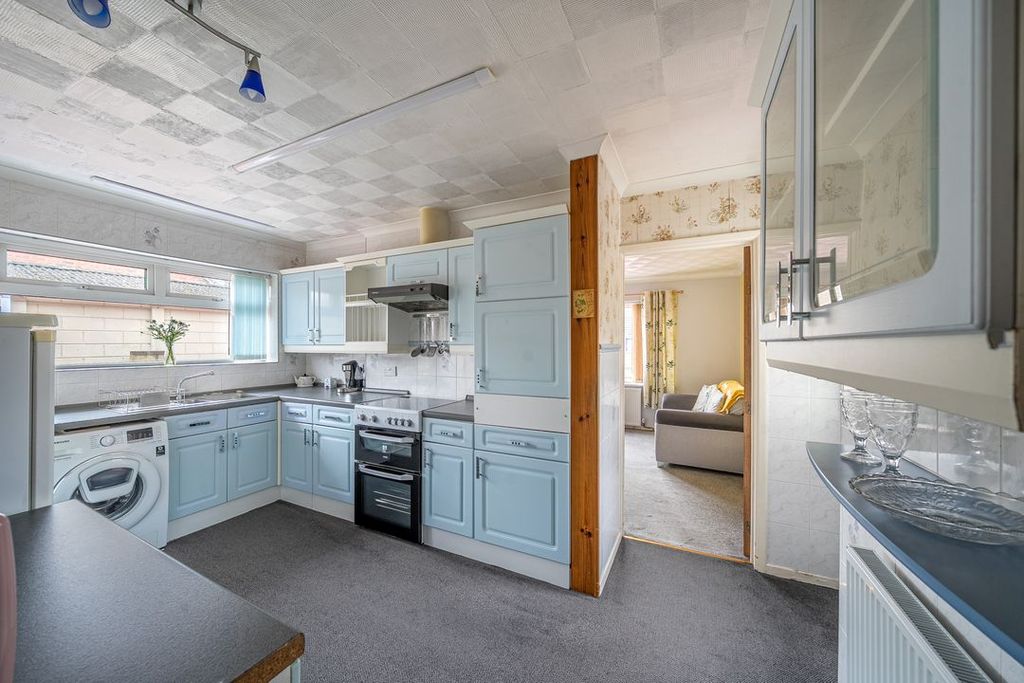 Property photo 2 of 11 1421349969Aebadc74457