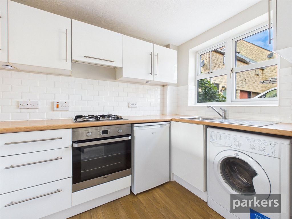 Property photo 1 of 14 Kitchen