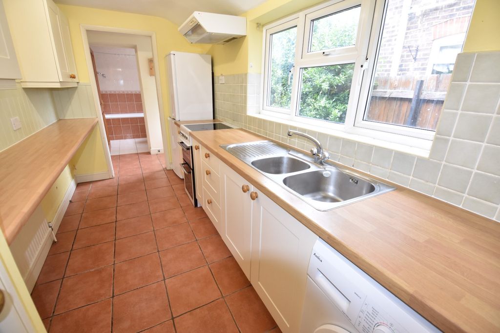 Property photo 3 of 10 4476083