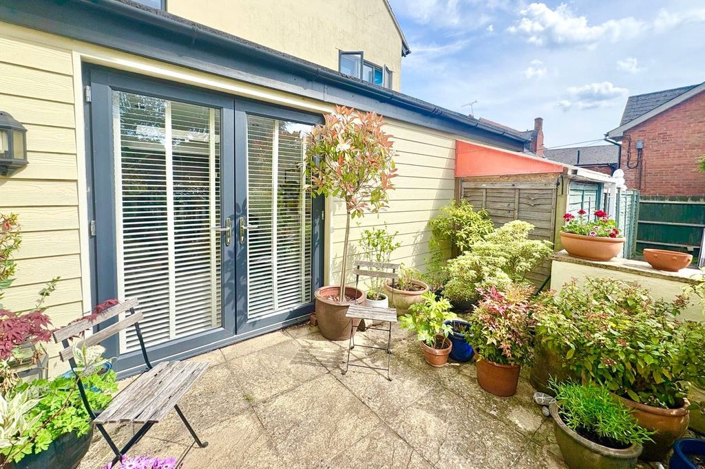 Property photo 3 of 15 Picture No. 17