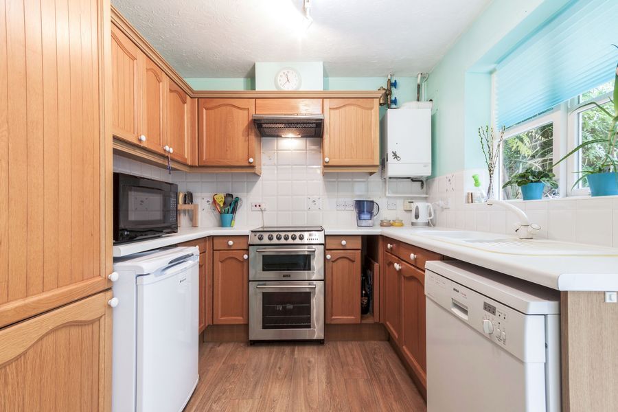 Property photo 2 of 8 F239Eb48-B374-4E04-8