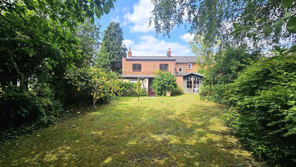 Property photo 2 of 15 Photo 11