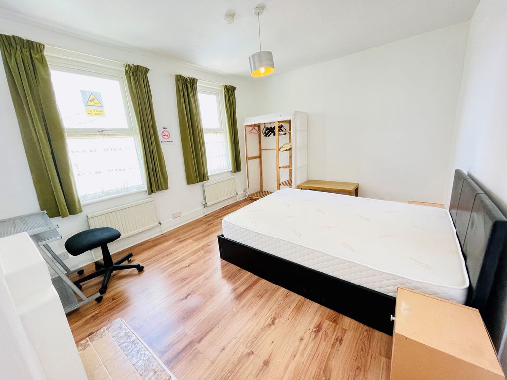 Property photo 2 of 9 2