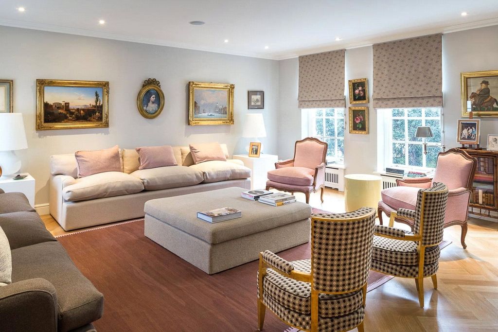 Property photo 3 of 14 Drawing Room