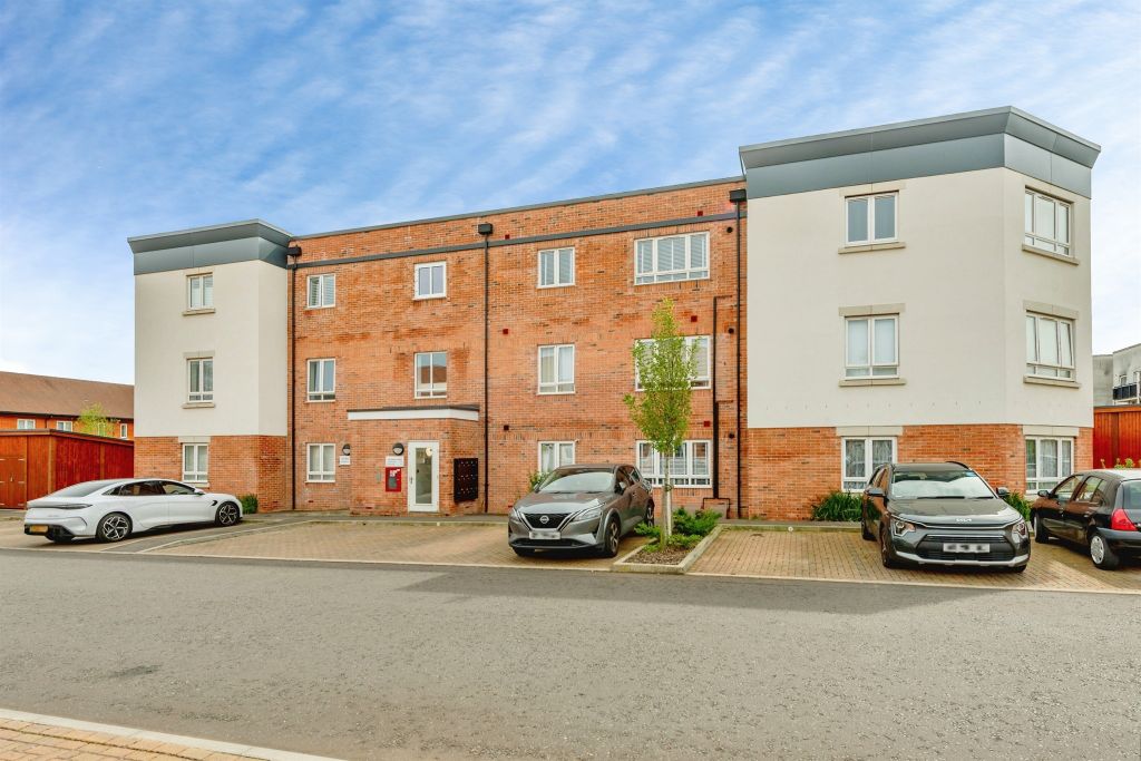 Property photo 1 of 12