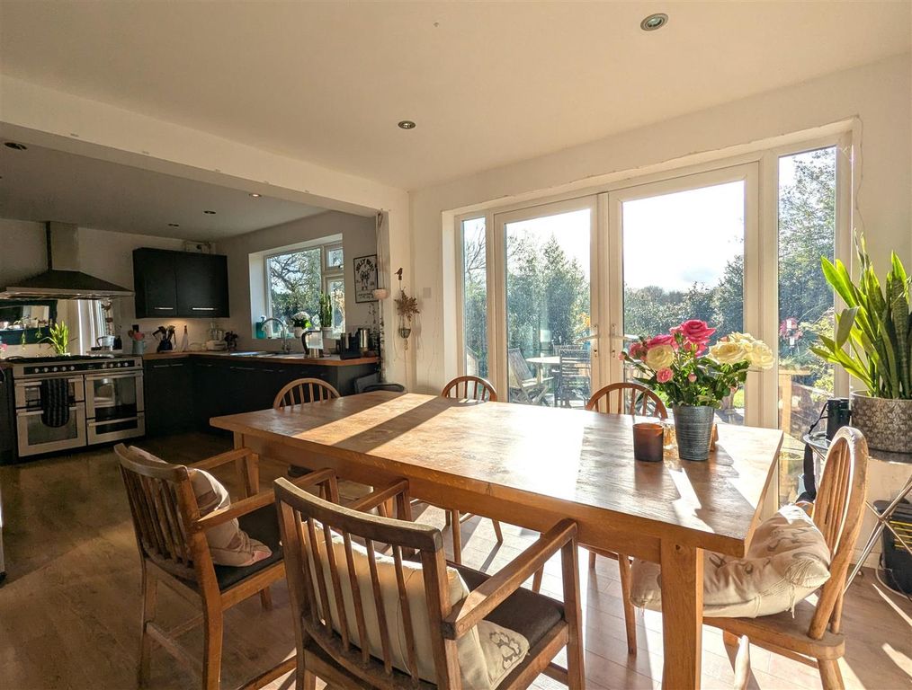 Property photo 3 of 13 Kitchen Dining.Jpg