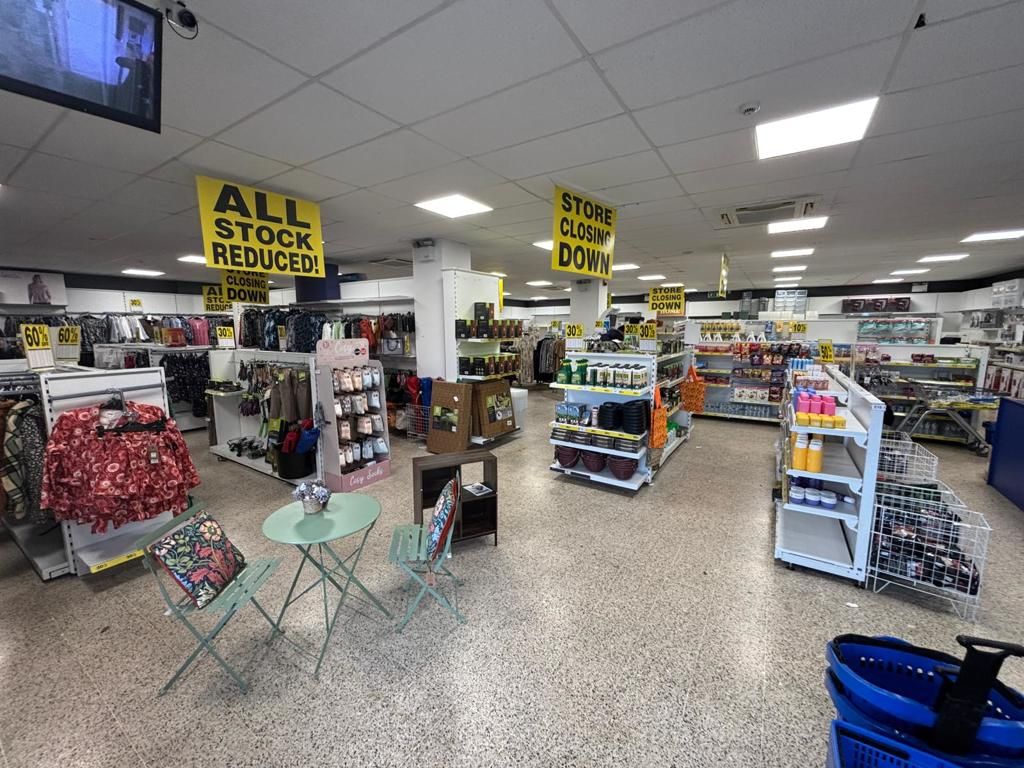 Property photo 3 of 7 Photo 7