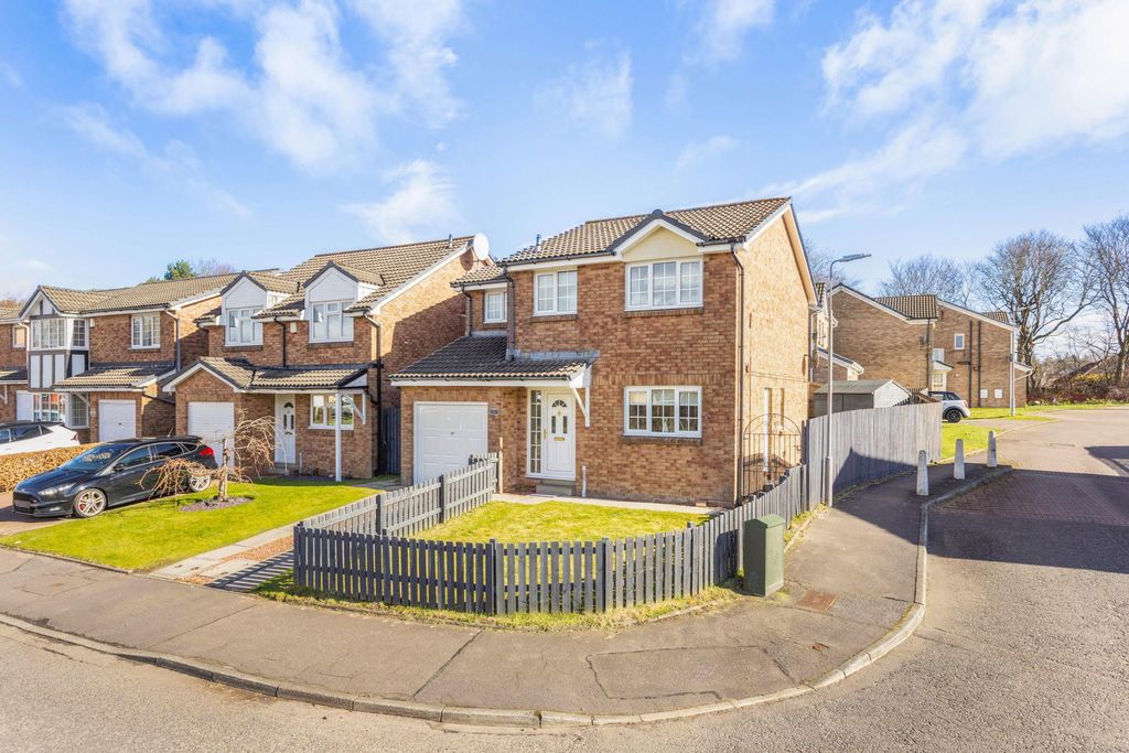 Property photo 1 of 27