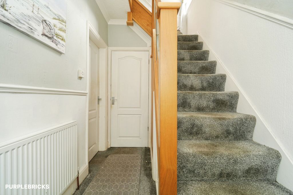 Property photo 3 of 30