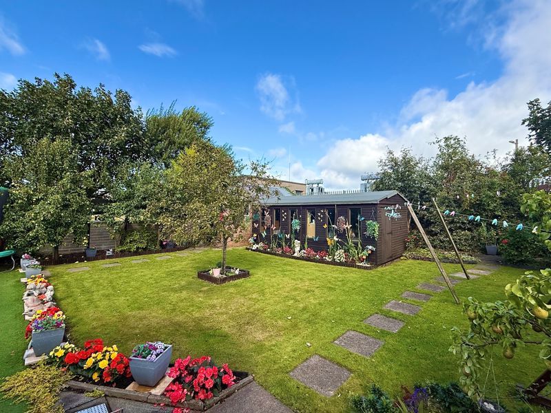 Property photo 2 of 30 Photo 29