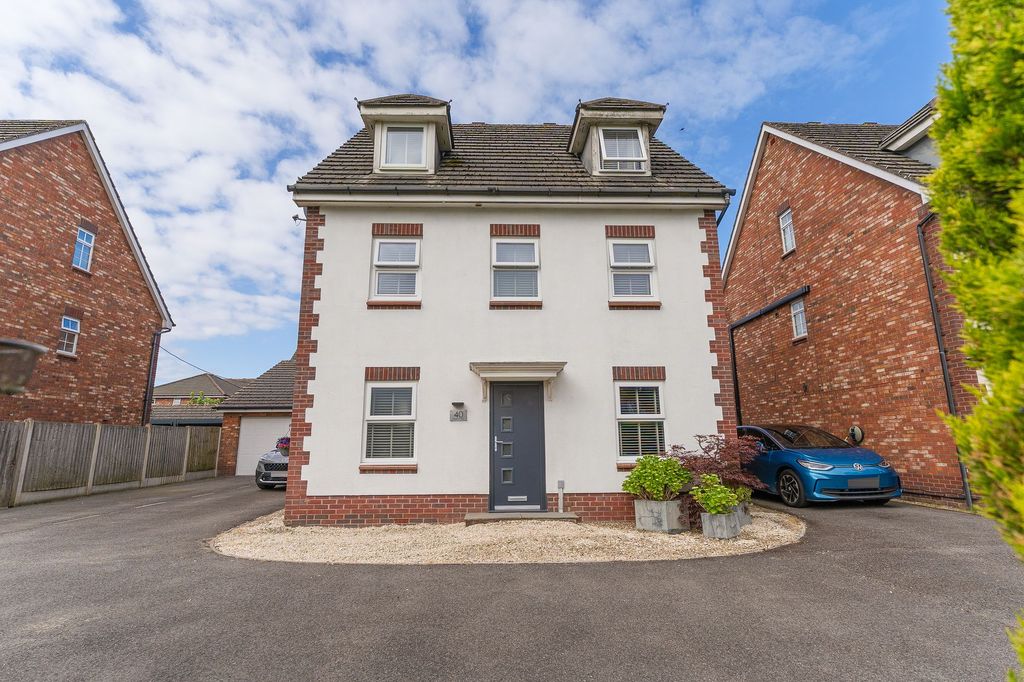 Property photo 1 of 35