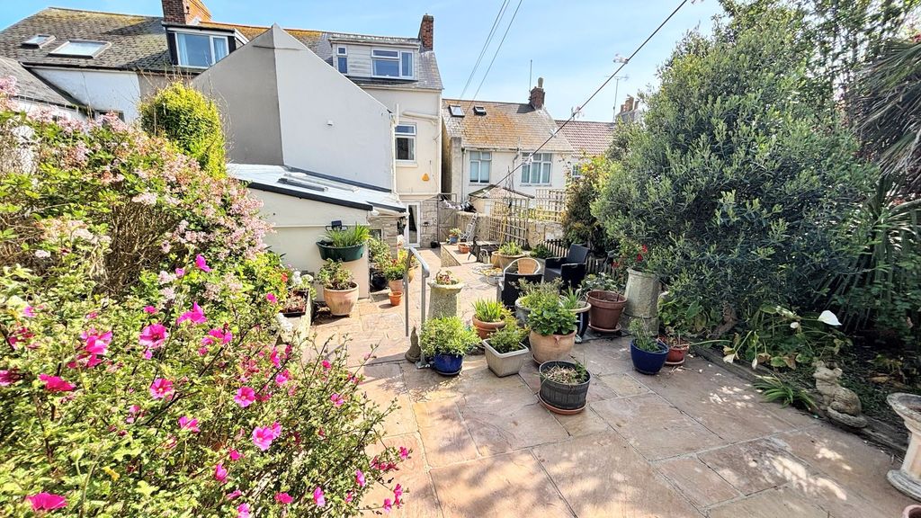 Additional image 25 of 4 bed end terrace house for saleSouthwell Street, Portland, Dorset DT5