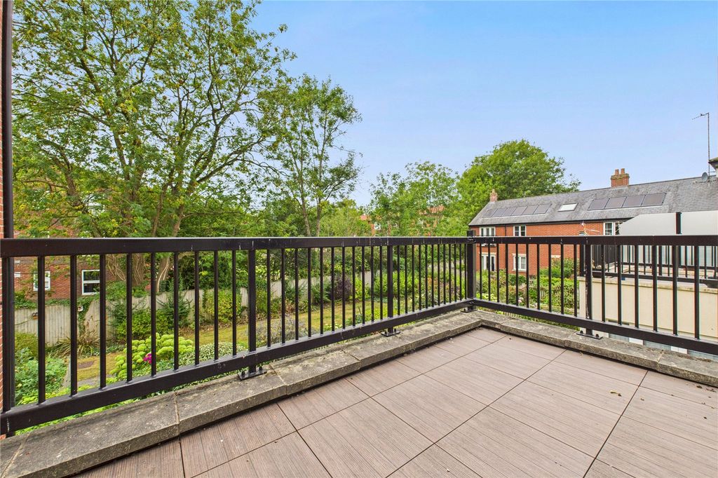 Property photo 2 of 15 Balcony