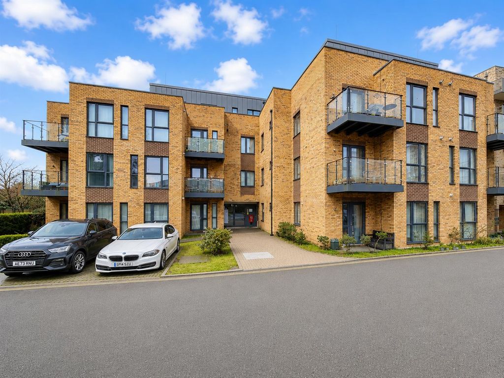 Property photo 3 of 10 Dominion Court