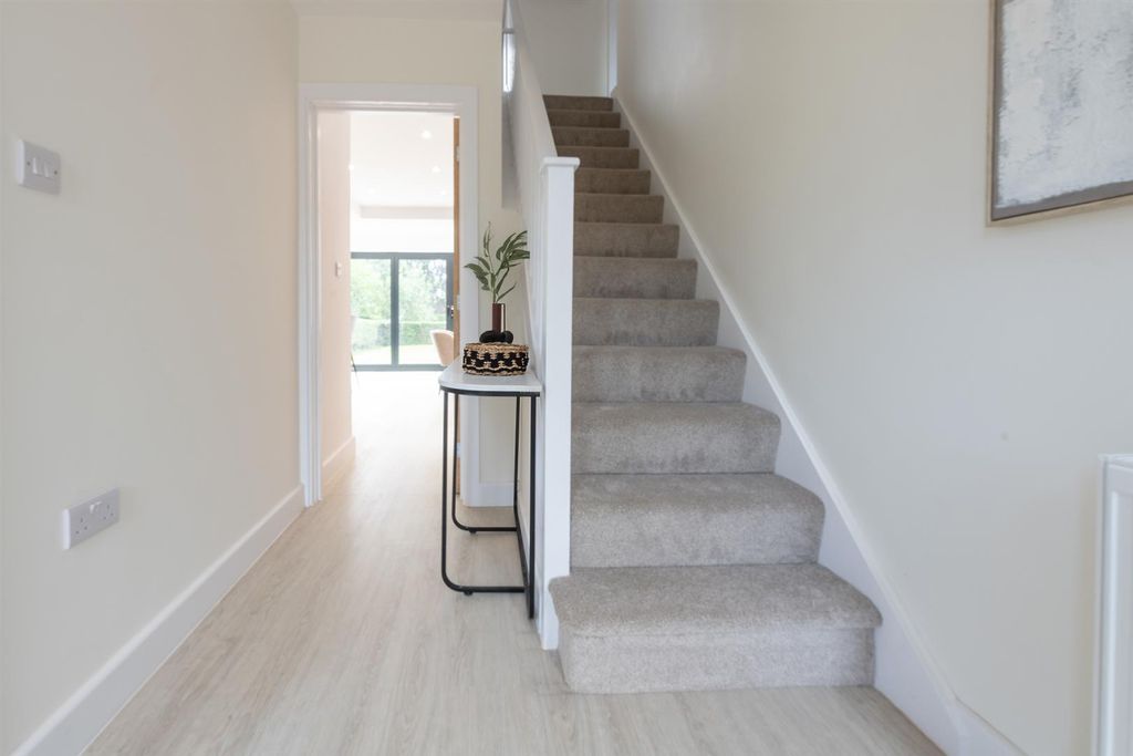 Additional image 17 of 4 bed semi-detached house for saleBack Lane, Bilbrough, York YO23